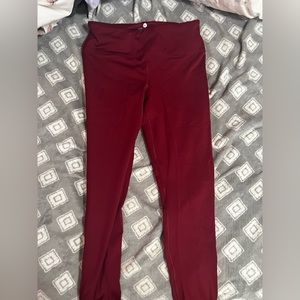 Red/maroon 90° leggings